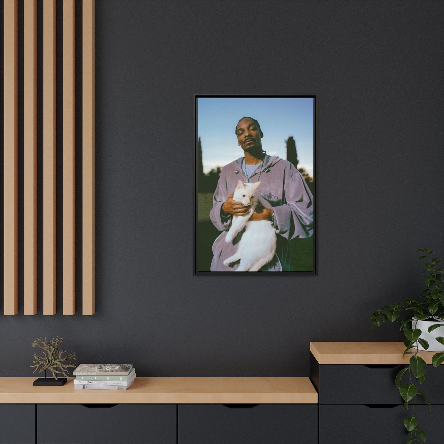 SNOOP CANVAS WITH FRAME