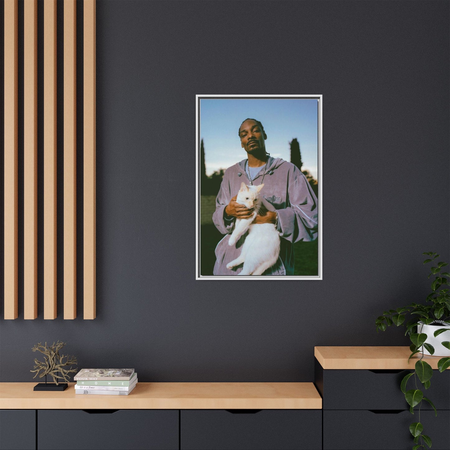 SNOOP CANVAS WITH FRAME