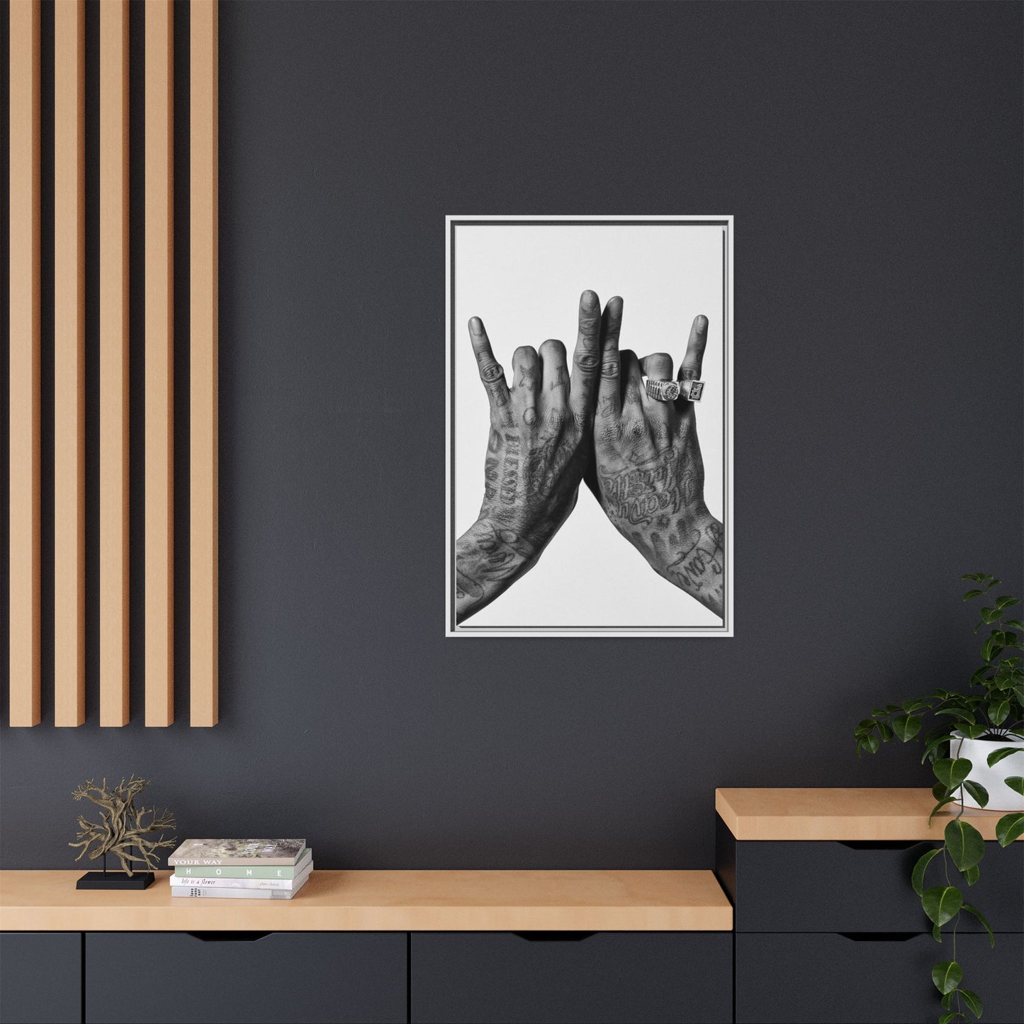 WIZ CANVAS WITH FRAME