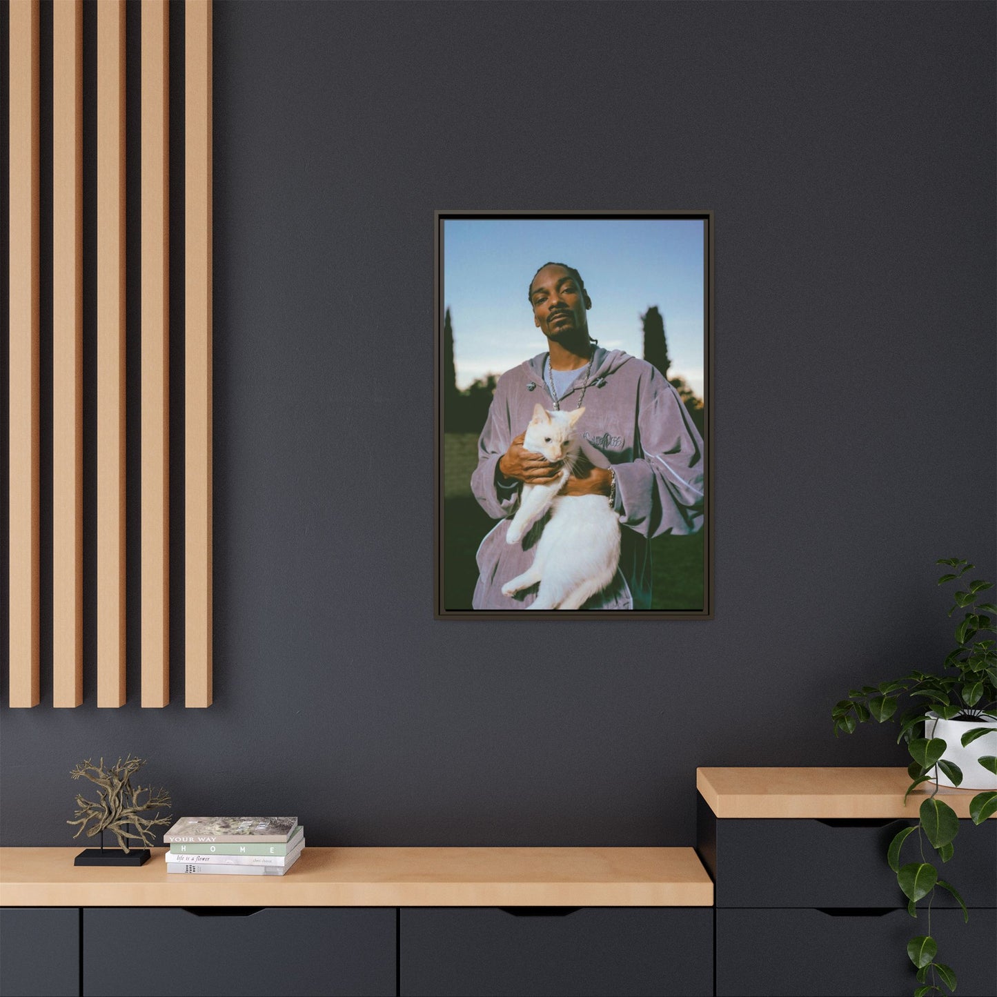 SNOOP CANVAS WITH FRAME