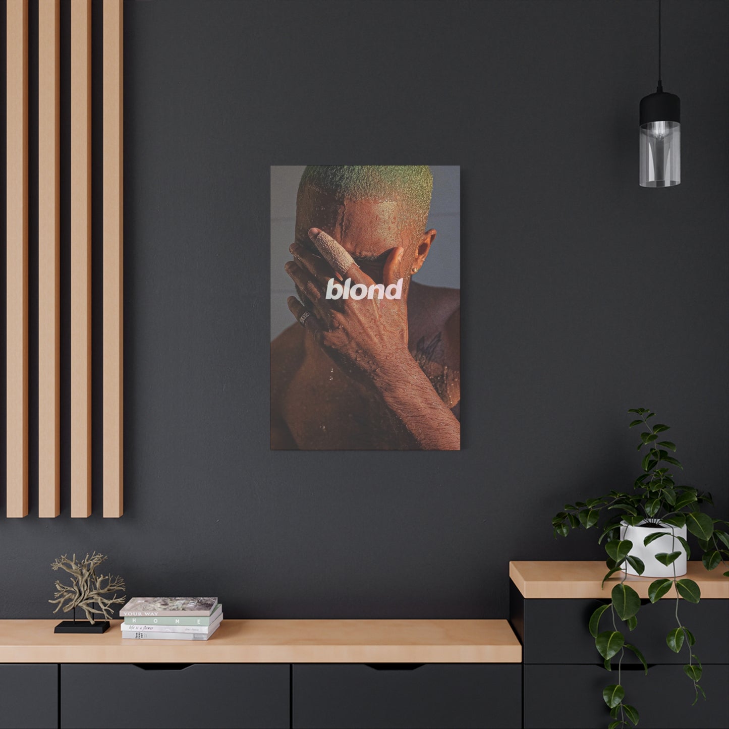 BLOND CANVAS